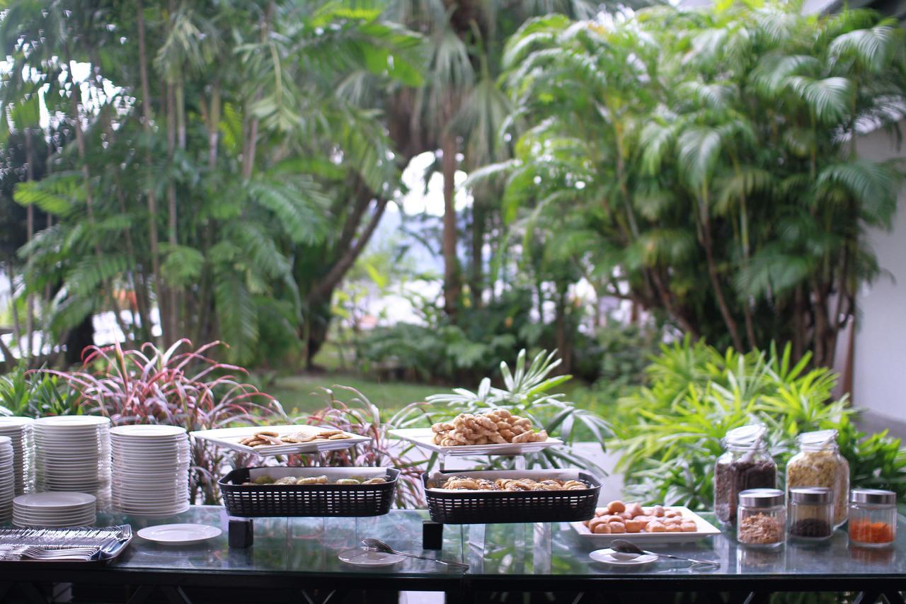 Likas Square Apartment Hotel Kota Kinabalu Zewnętrze zdjęcie
