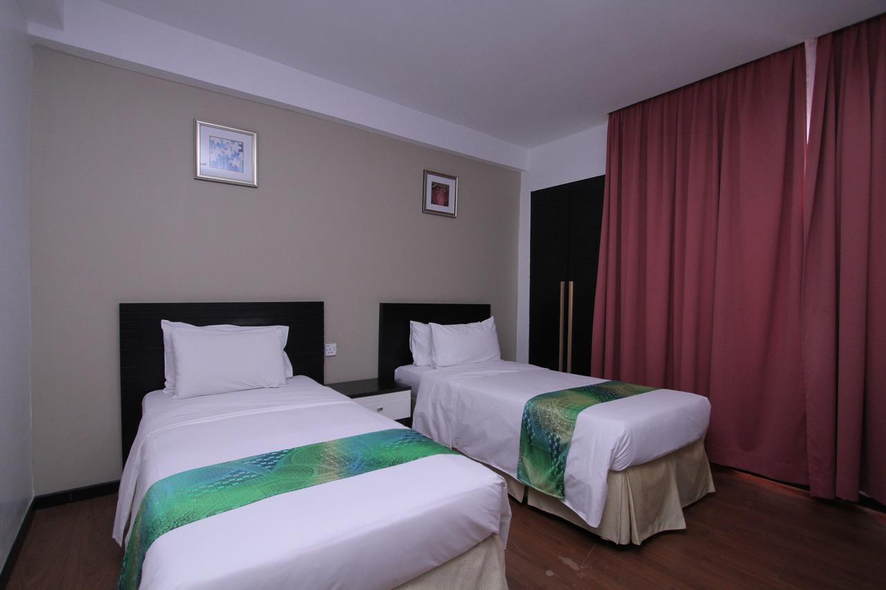 Likas Square Apartment Hotel Kota Kinabalu Zewnętrze zdjęcie