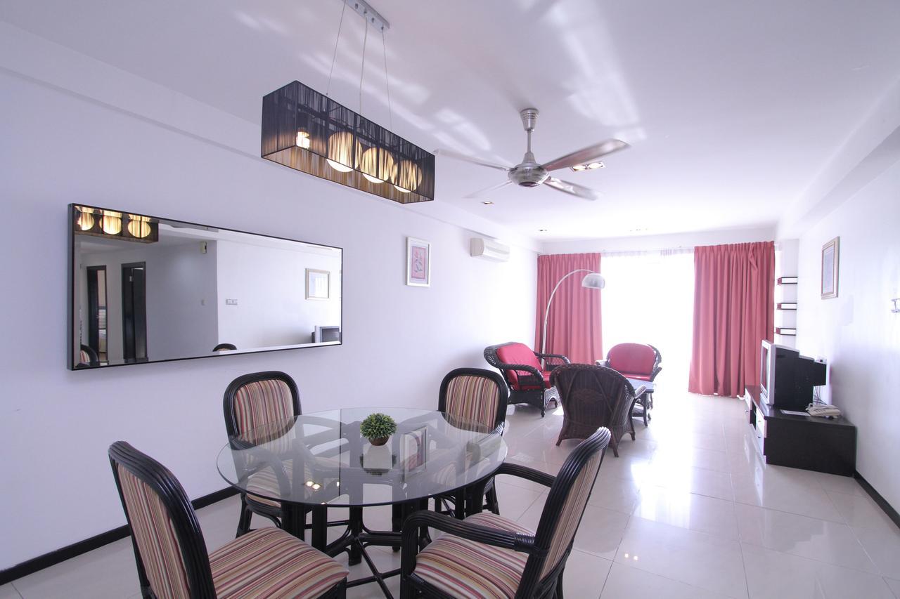 Likas Square Apartment Hotel Kota Kinabalu Zewnętrze zdjęcie