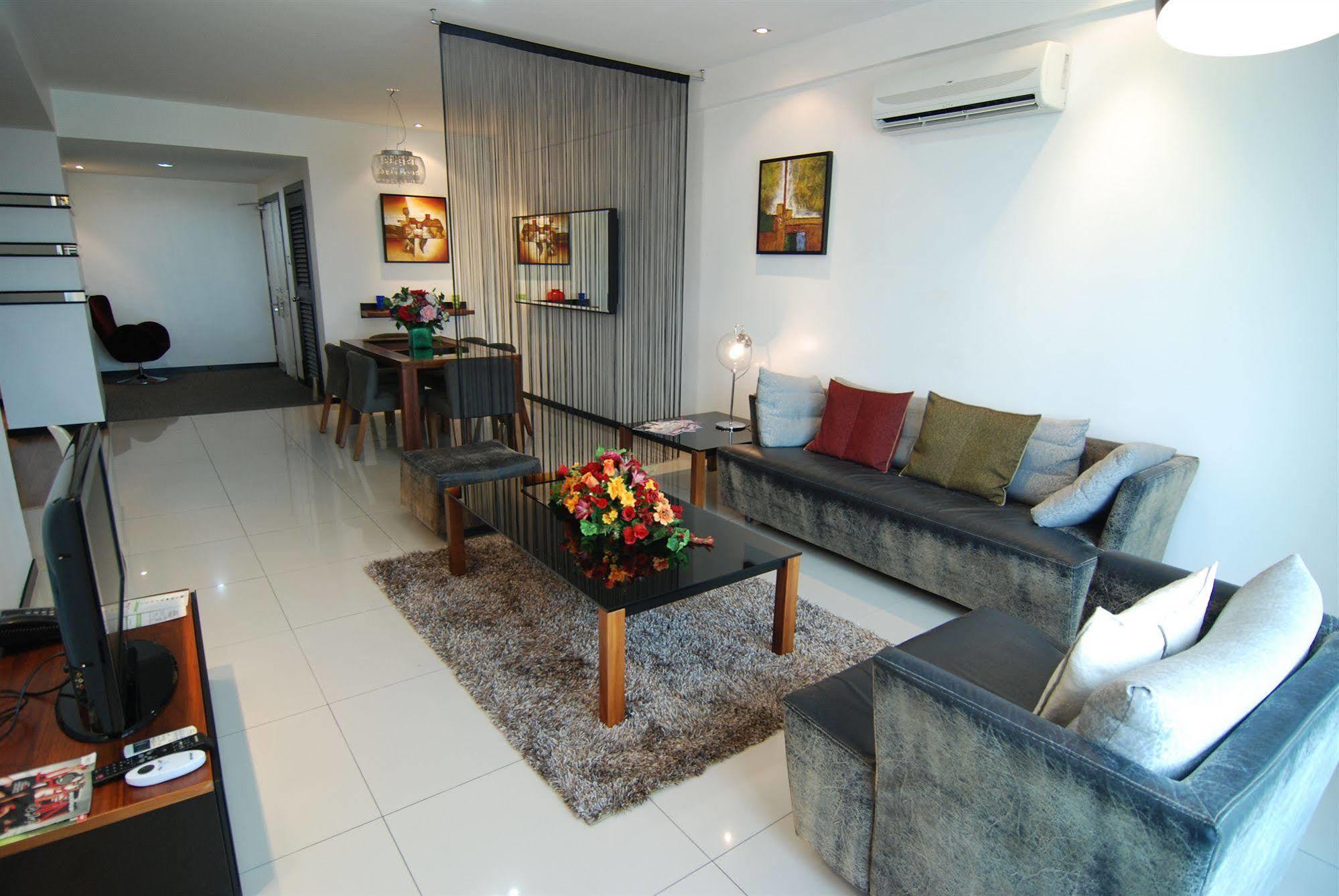 Likas Square Apartment Hotel Kota Kinabalu Zewnętrze zdjęcie